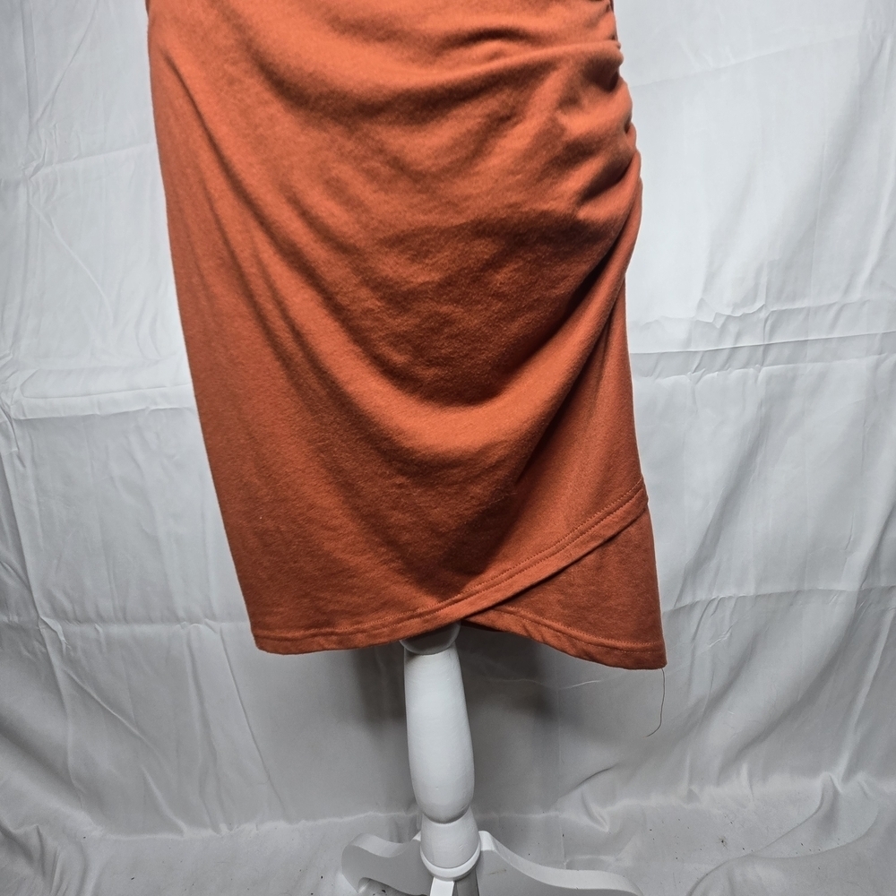 Medium Sleeveless Rust Dress Everyday Chic Rouched Bodycon Fall Minimalist - Picture 3 of 6